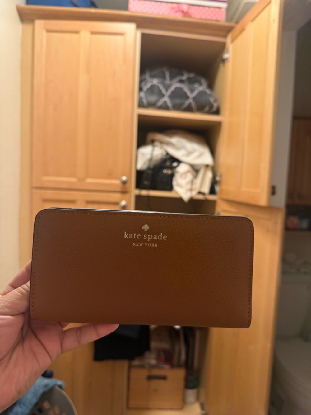 kate spade brown leather wallet with gold logo